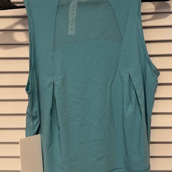 Lululemon Sculpt Cropped Tank - Picture 5 of 6